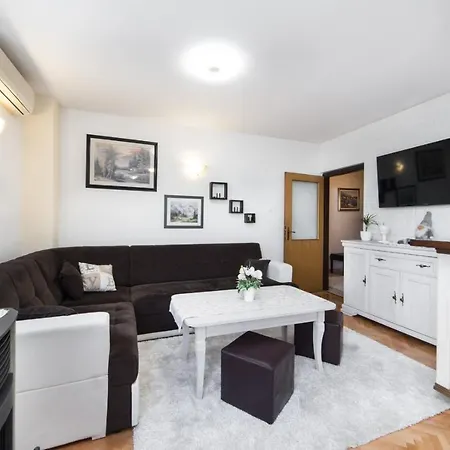 Apartman Rose Apartment