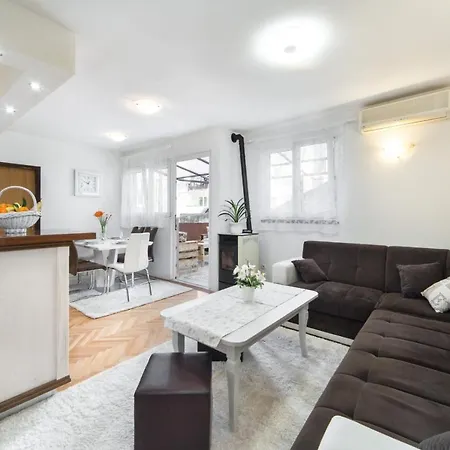 Apartman Rose * Makarska