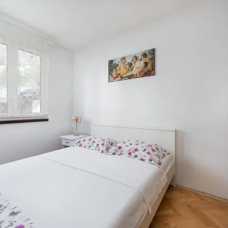 Apartman Rose *